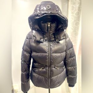 MADALYN lustrous light down jacket with hood for ladies